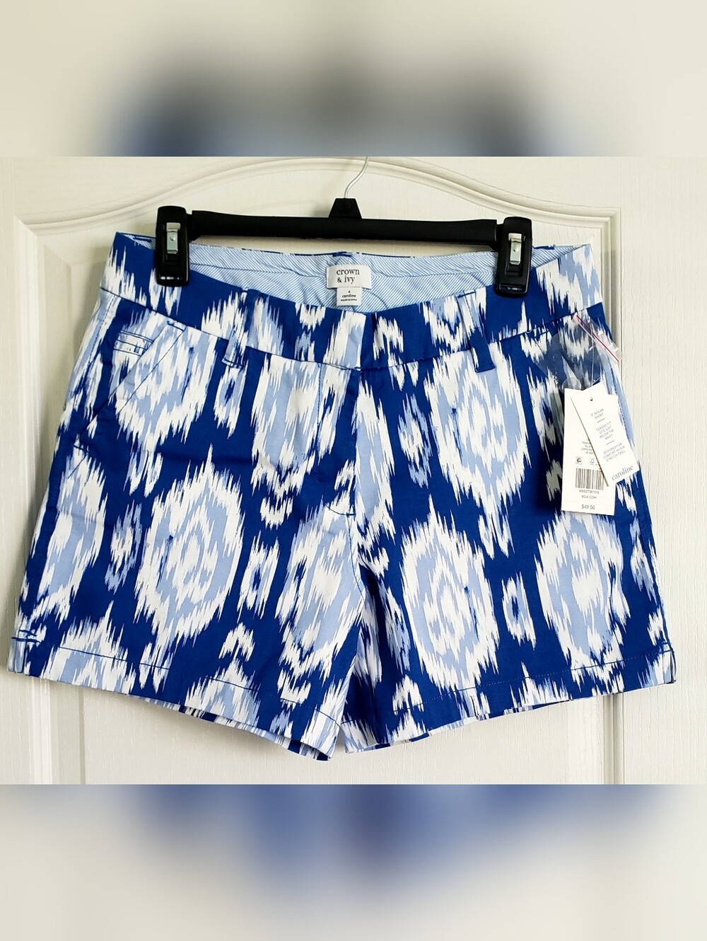 Crown & Ivy Caroline Chino Shorts NWT Size 6 Blue White Ikat Print Mid Rise NWT